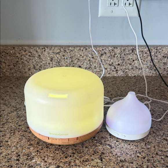 2 Color Changing Essential Oil Diffusers - Picture 5 of 13